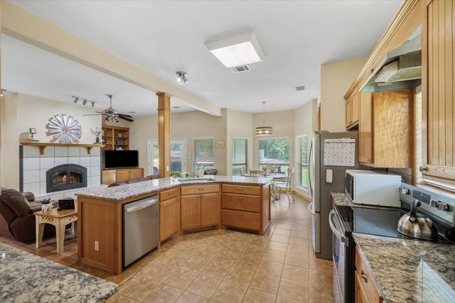 2112 Vz County Road 1215, Canton, TX 75103