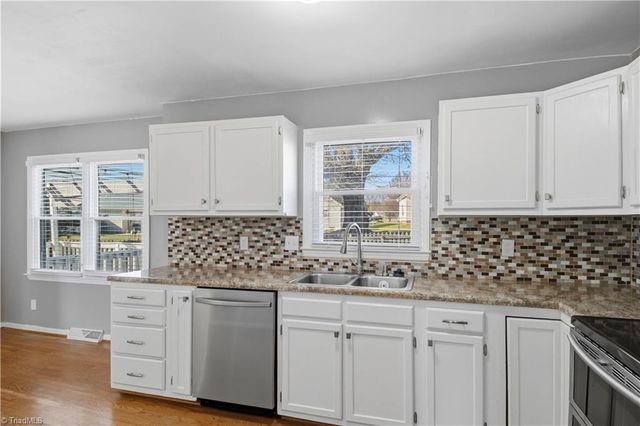 2125 Woccon Path, Winston-salem, NC 27127