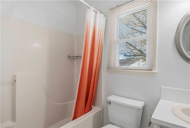 2125 Woccon Path, Winston-salem, NC 27127