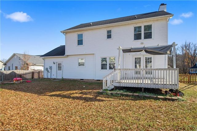 2125 Woccon Path, Winston-salem, NC 27127