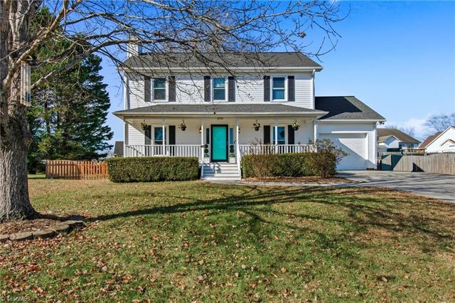 2125 Woccon Path, Winston-salem, NC 27127