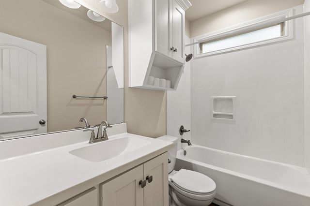 263 E Cougar Lane, China Spring, TX 76633
