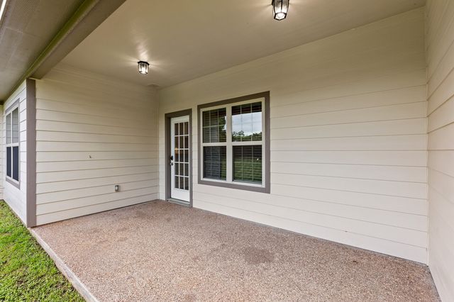 263 E Cougar Lane, China Spring, TX 76633