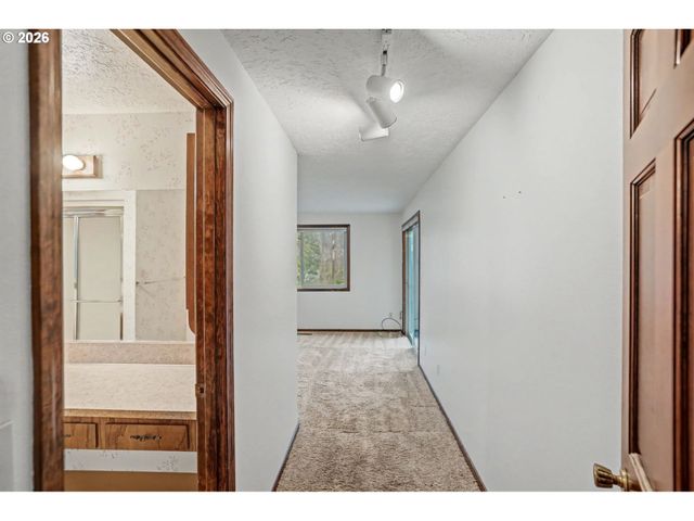 2025 BANYAN Ct Nw, Salem, OR 97304