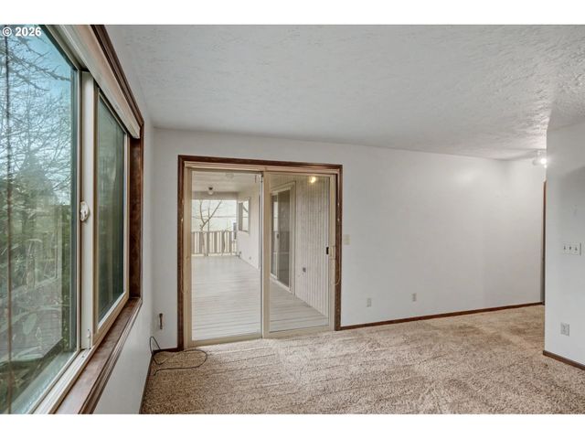 2025 BANYAN Ct Nw, Salem, OR 97304