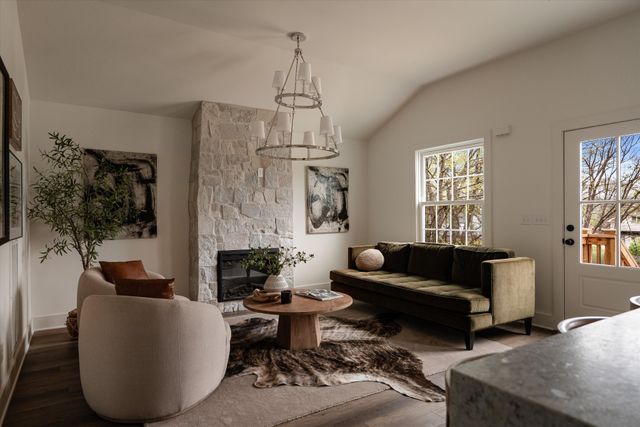 3808 Edwards Ave, Nashville, TN 37216