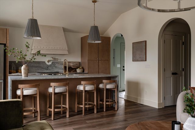 3808 Edwards Ave, Nashville, TN 37216