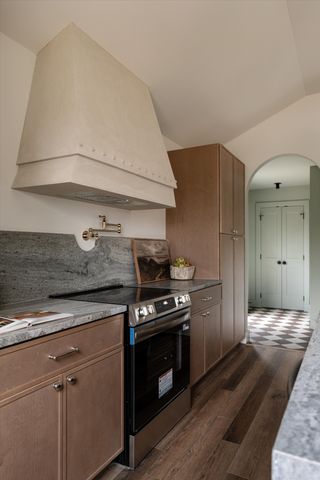 3808 Edwards Ave, Nashville, TN 37216