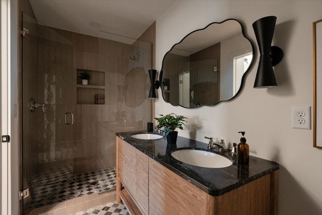 3808 Edwards Ave, Nashville, TN 37216