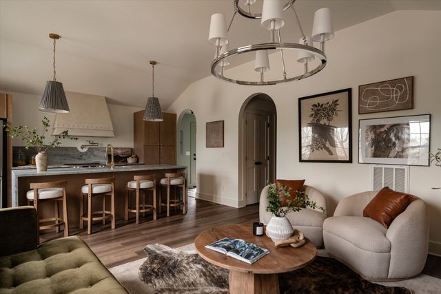 3808 Edwards Ave, Nashville, TN 37216