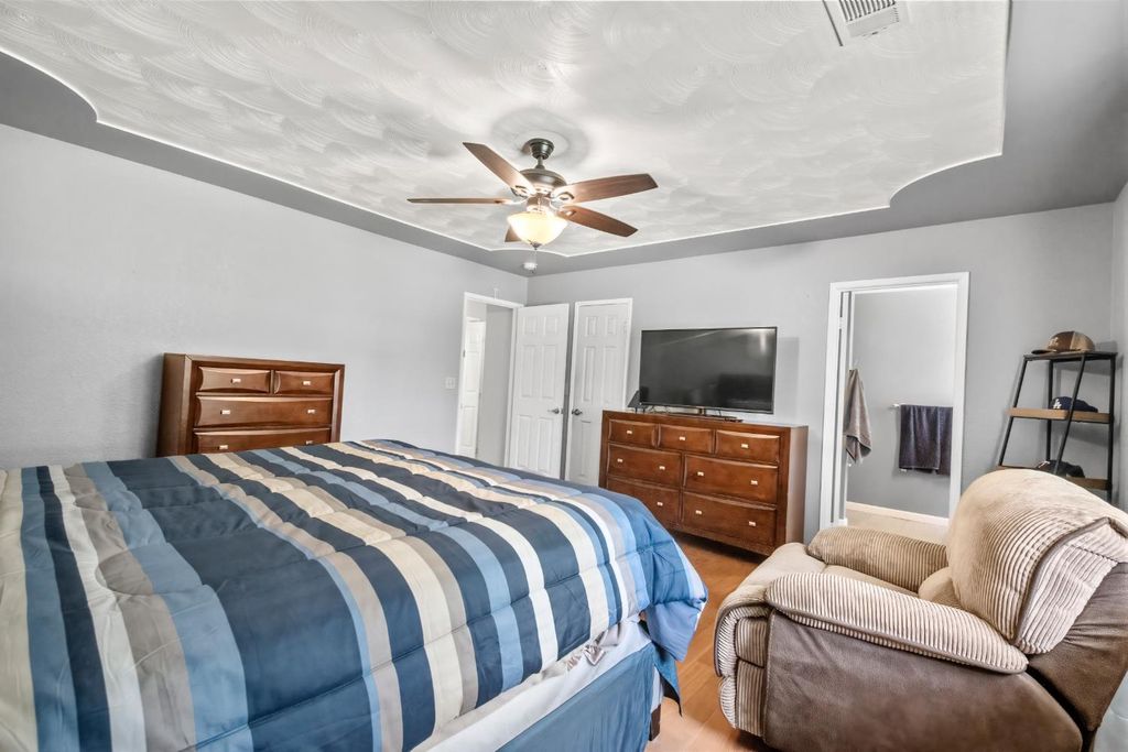 Image 17 of property listing at 18746 Auburn Way, Madera, CA 93638