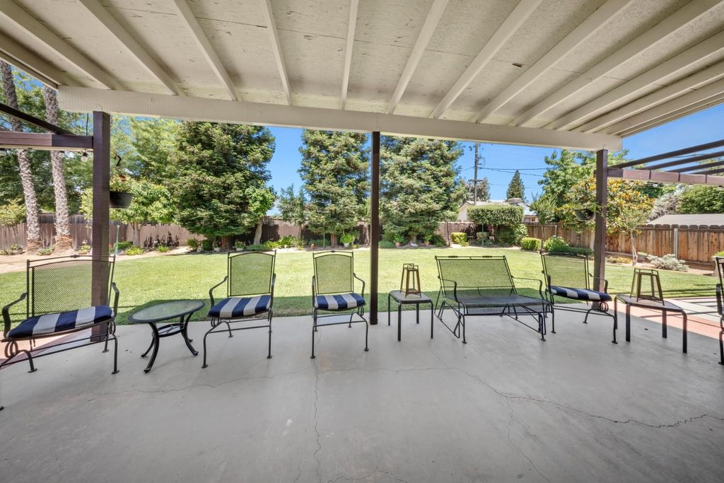 Image 31 of property listing at 18746 Auburn Way, Madera, CA 93638
