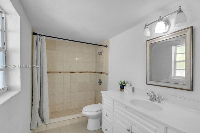1207 Chateau Park Drive, Fort Lauderdale, FL 33311