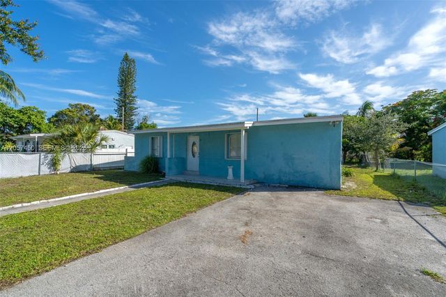 1207 Chateau Park Drive, Fort Lauderdale, FL 33311