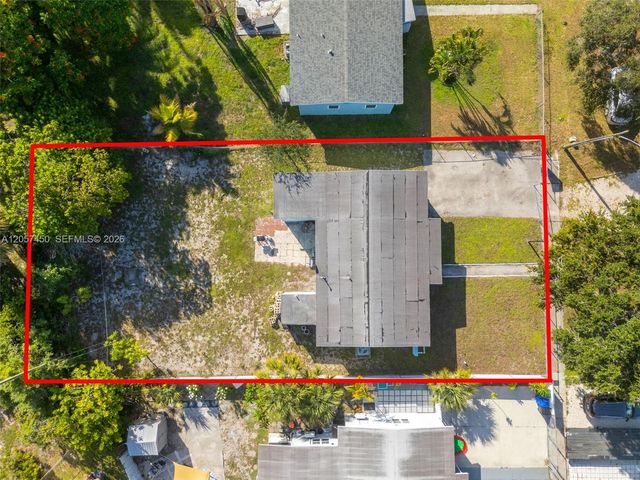 1207 Chateau Park Drive, Fort Lauderdale, FL 33311