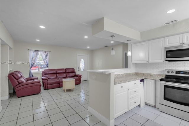 1207 Chateau Park Drive, Fort Lauderdale, FL 33311