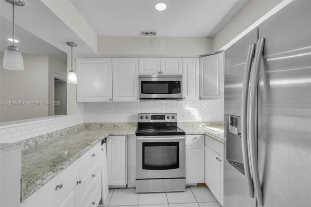 1207 Chateau Park Drive, Fort Lauderdale, FL 33311