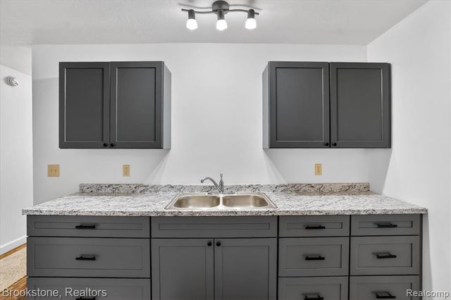 5050 Carnegie Street, Saginaw, MI 48601