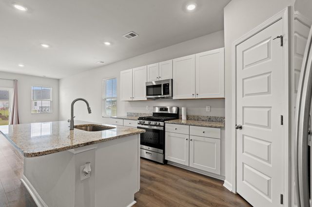 8037 Forest Edge Dr, Myrtle Beach, SC 29579