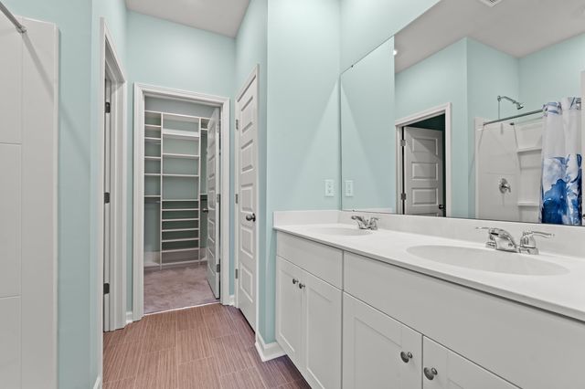 8037 Forest Edge Dr, Myrtle Beach, SC 29579