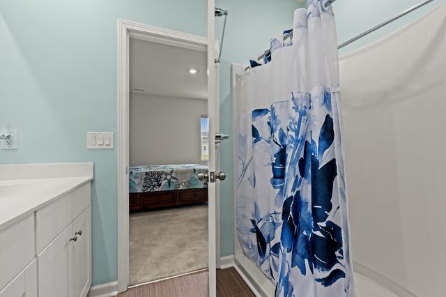 8037 Forest Edge Dr, Myrtle Beach, SC 29579