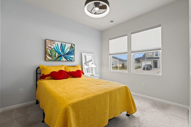 8037 Forest Edge Dr, Myrtle Beach, SC 29579