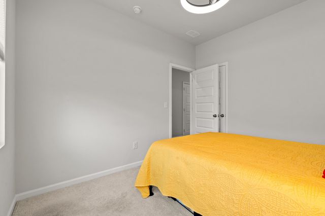 8037 Forest Edge Dr, Myrtle Beach, SC 29579