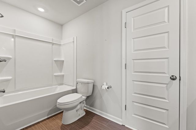 8037 Forest Edge Dr, Myrtle Beach, SC 29579