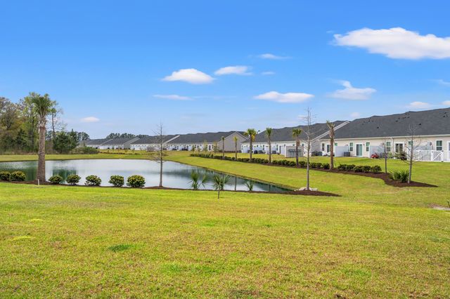 8037 Forest Edge Dr, Myrtle Beach, SC 29579