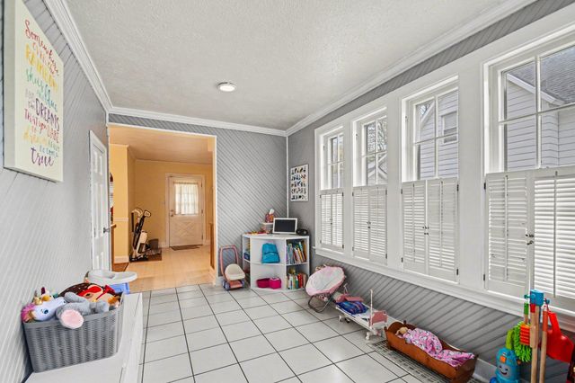 801 Maple Row, Elkhart, IN 46514