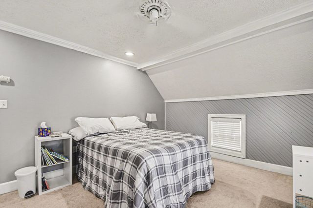 801 Maple Row, Elkhart, IN 46514