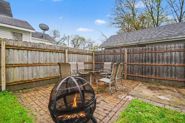 801 Maple Row, Elkhart, IN 46514