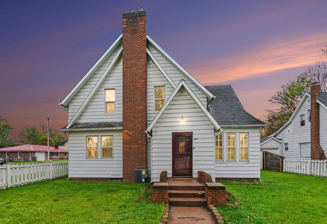 801 Maple Row, Elkhart, IN 46514