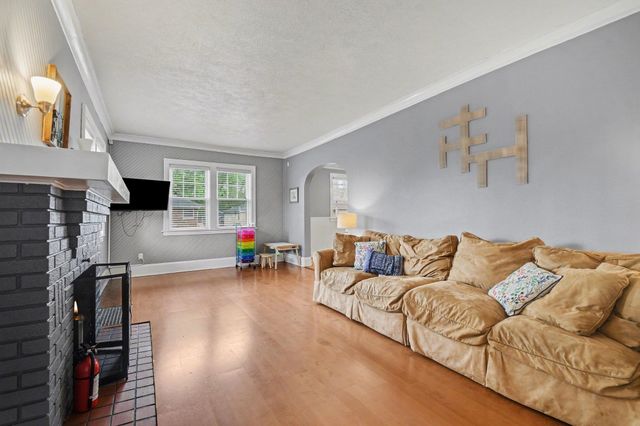 801 Maple Row, Elkhart, IN 46514
