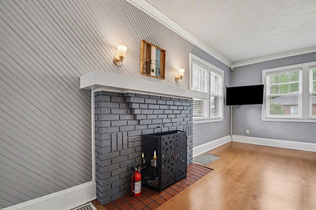 801 Maple Row, Elkhart, IN 46514