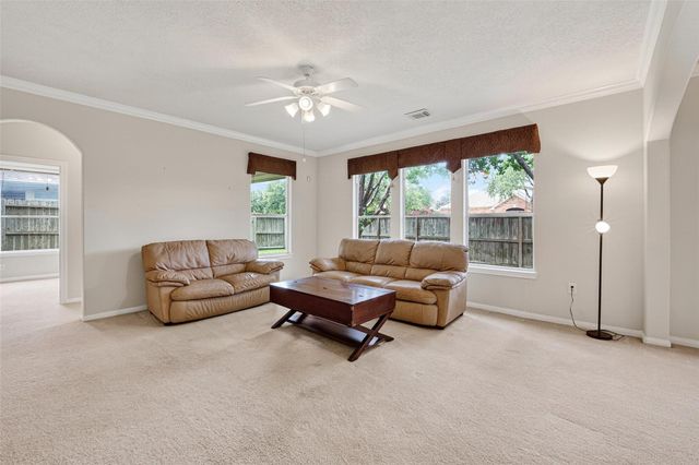 1308 Modena Drive, Pearland, TX 77581
