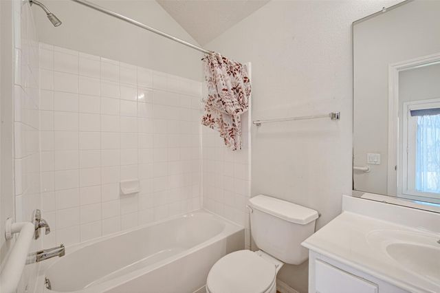 1308 Modena Drive, Pearland, TX 77581