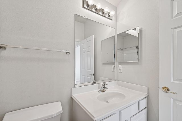 1308 Modena Drive, Pearland, TX 77581