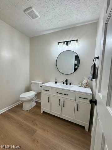 509 Marquardt Avenue NE, North Canton, OH 44720