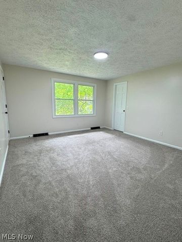 509 Marquardt Avenue NE, North Canton, OH 44720