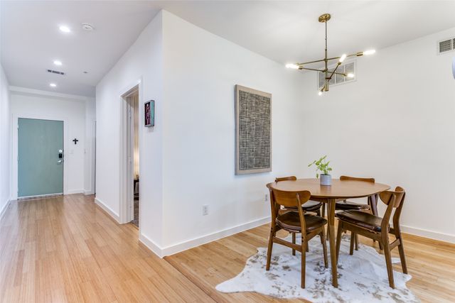 4040 N Hall Street 113, Dallas, TX 75219