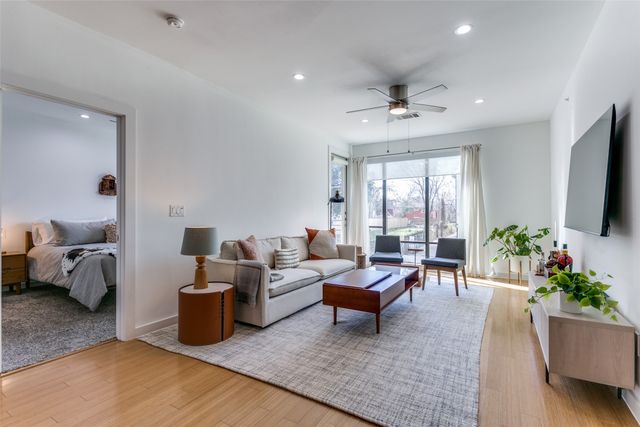 4040 N Hall Street 113, Dallas, TX 75219