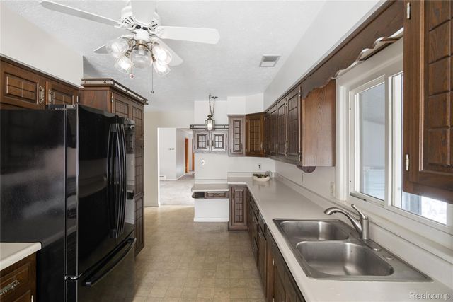 374 Rohloff Drive, Coldwater, MI 49036