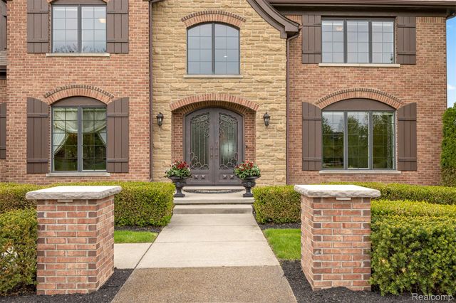 48892 Barola Court, Northville, MI 48167