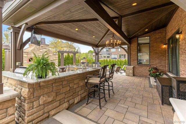 48892 Barola Court, Northville, MI 48167