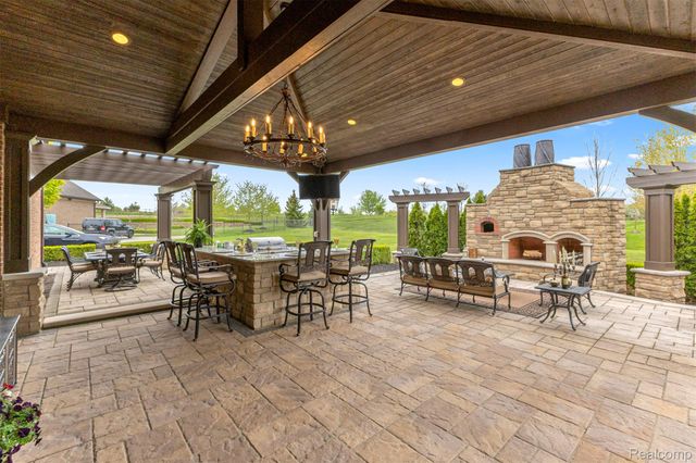 48892 Barola Court, Northville, MI 48167