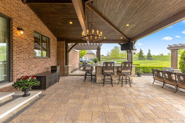 48892 Barola Court, Northville, MI 48167