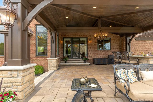 48892 Barola Court, Northville, MI 48167