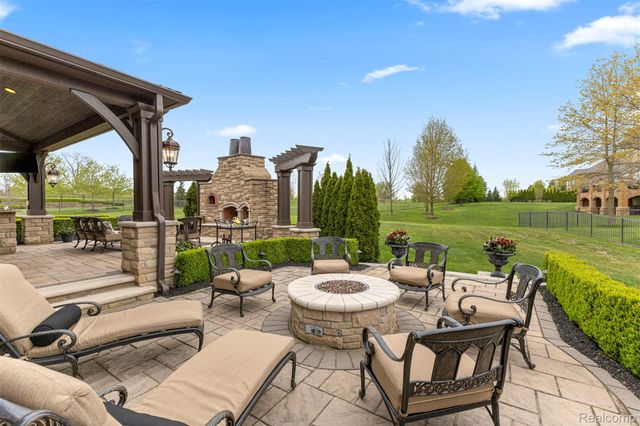 48892 Barola Court, Northville, MI 48167