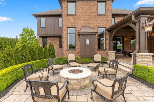 48892 Barola Court, Northville, MI 48167